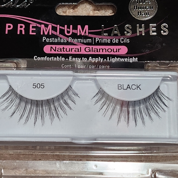 Eyelashes bundle, brush, adhesive and tweezers! - Picture 6 of 8